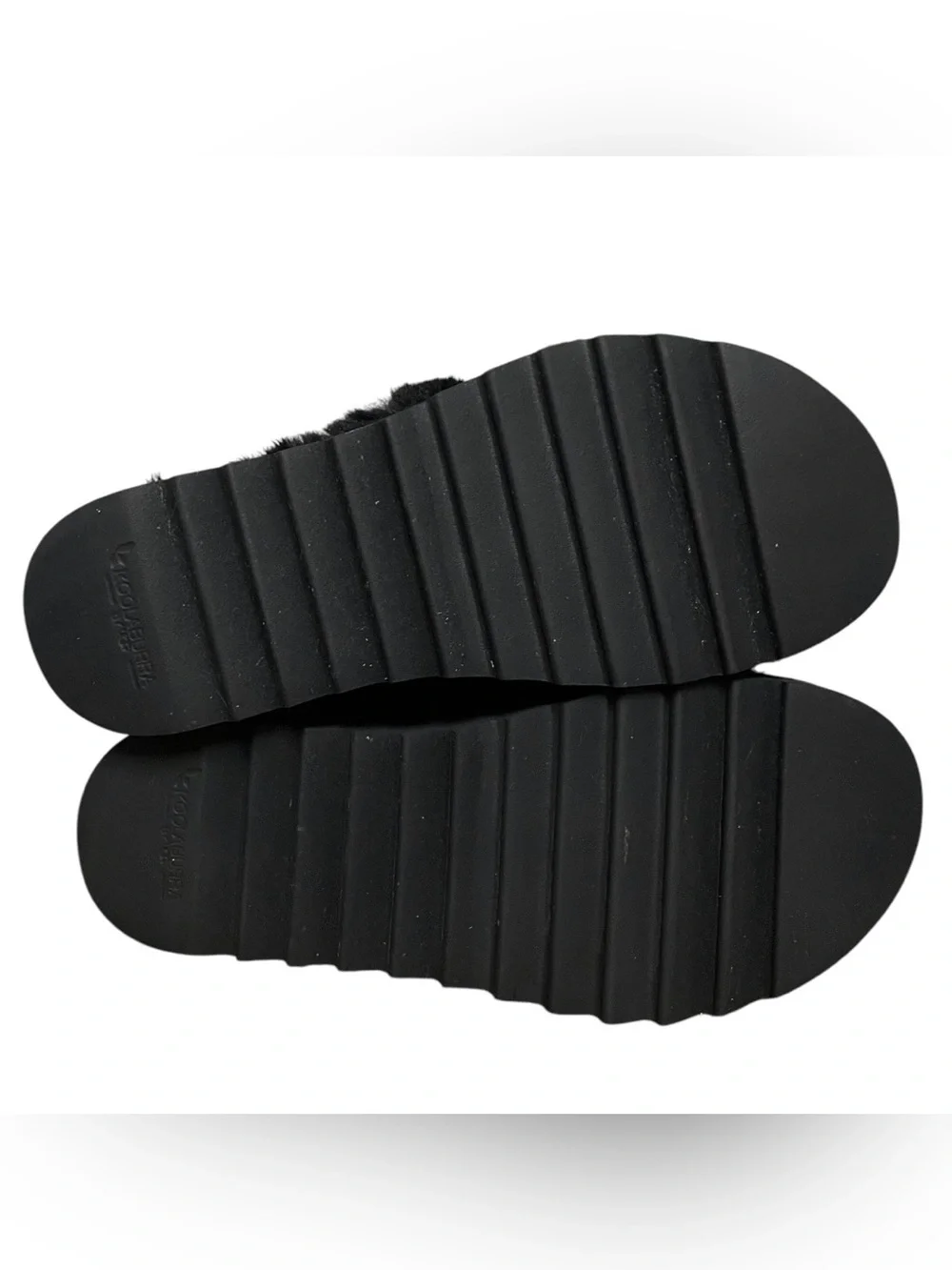koolaburra by ugg fuzz’d out sandal black